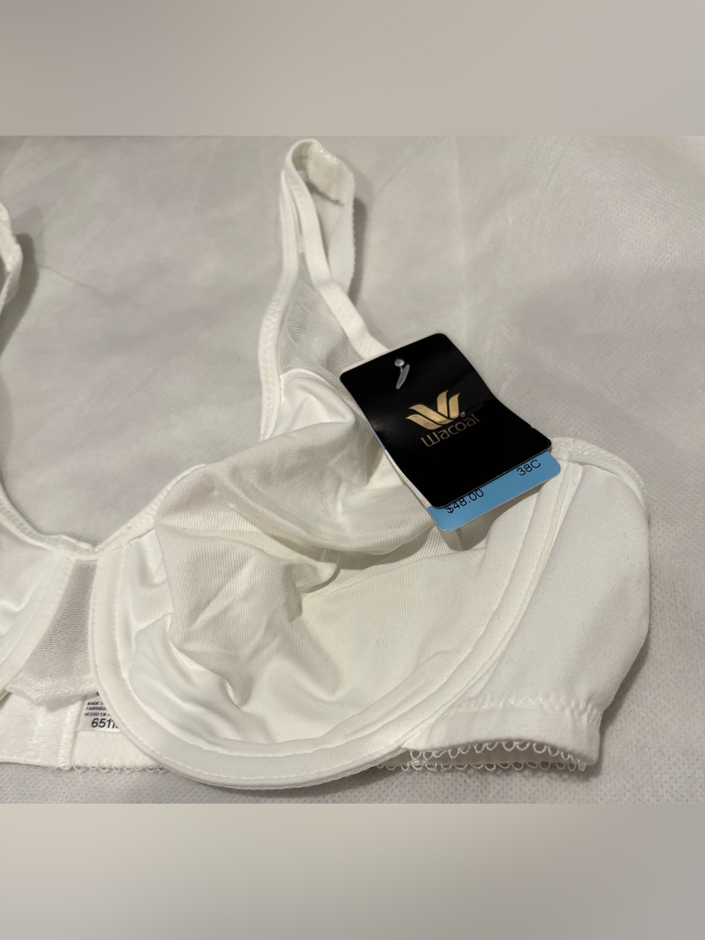 Wacoal White Underwire Support Bra - Picture 2 of 8